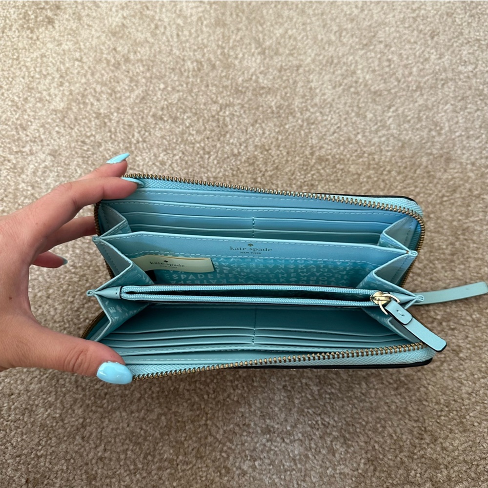 Kate Spade Wallet - Picture 3 of 6